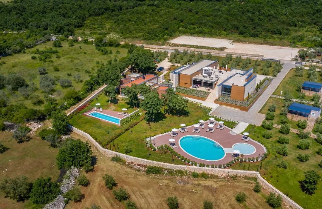 Villa Voliera, Papafigo Glamping-1